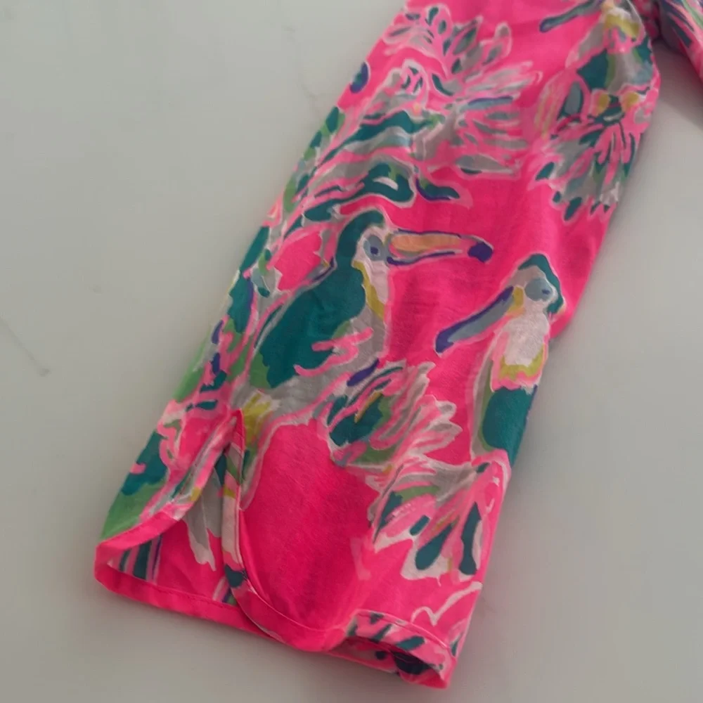 Lilly Pulitzer Pink & Green Parrot Print Tunic/Coverup Sz M
Beacon Toucan Print - Picture 4 of 8
